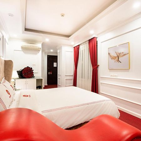 Kieu Anh Hotel - 81 Trung Kinh - By Bay Luxury ハノイ市 エクステリア 写真