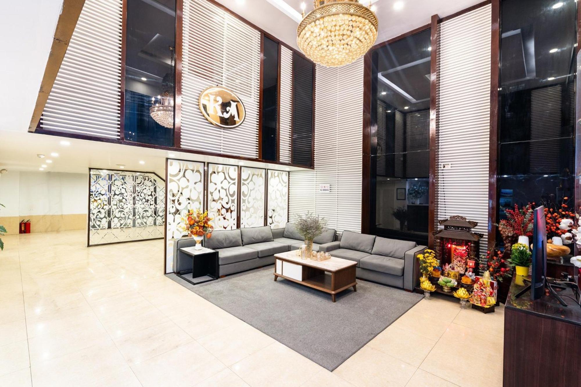 Kieu Anh Hotel - 81 Trung Kinh - By Bay Luxury ハノイ市 エクステリア 写真