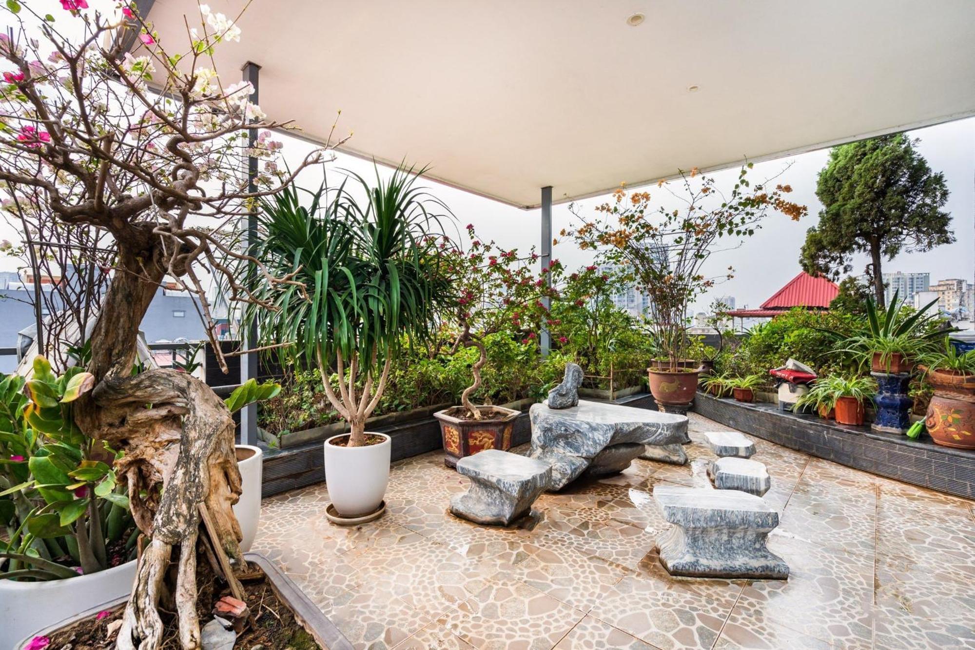 Kieu Anh Hotel - 81 Trung Kinh - By Bay Luxury ハノイ市 エクステリア 写真