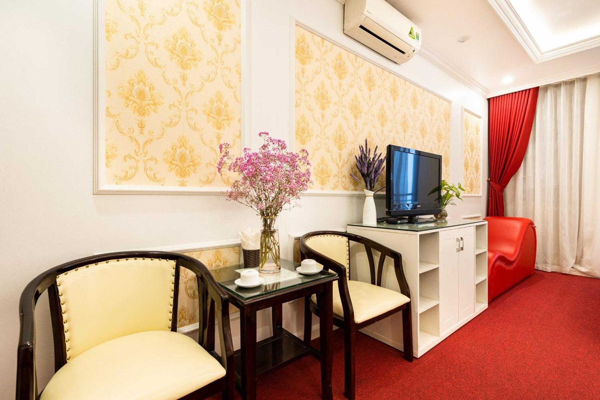 Kieu Anh Hotel - 81 Trung Kinh - By Bay Luxury ハノイ市 エクステリア 写真